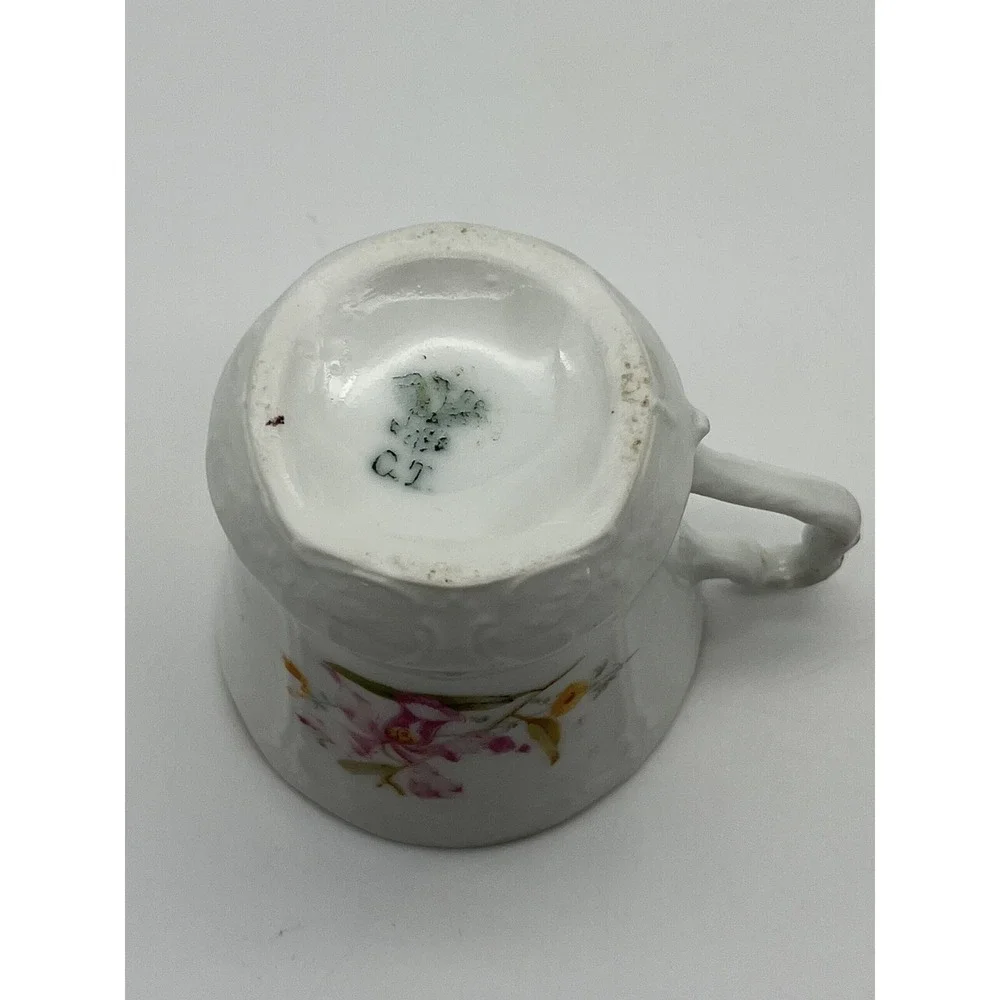 Antique Carl‎ Tielsch TC Demitasse Porcelain Teacup Floral Gold Germany 2-1/2